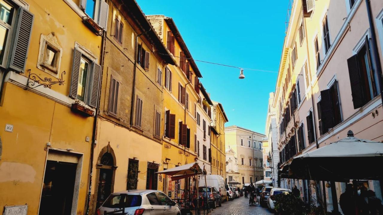 Trastevere Rome's Heart Charming & Cozy 2 Apartment Rom