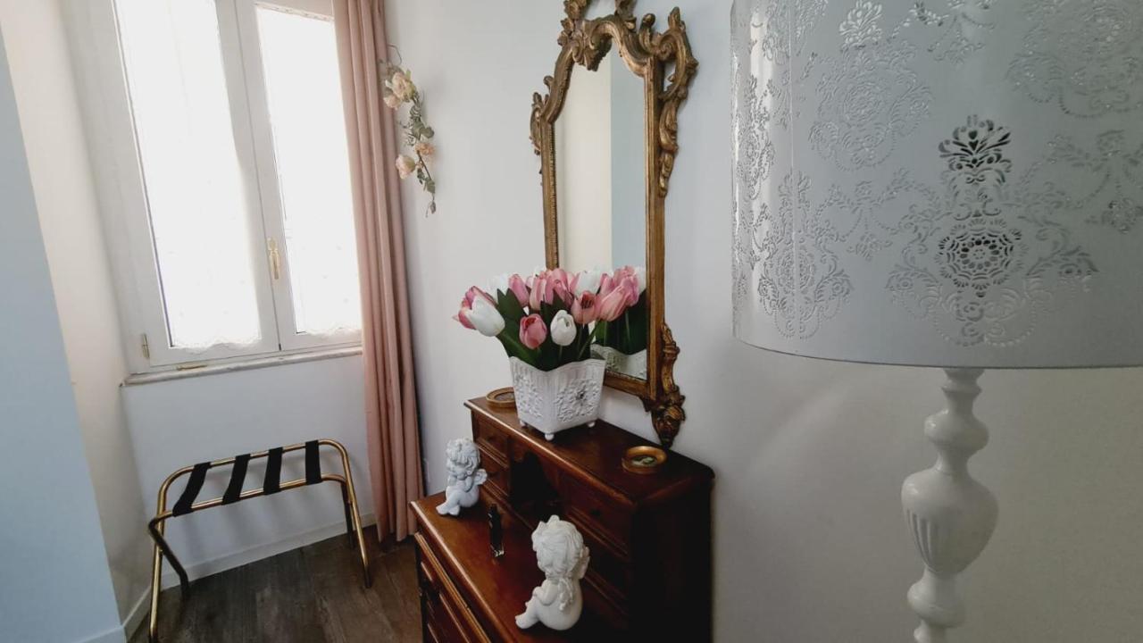 Trastevere Rome's Heart Charming & Cozy 2 Apartment Rom